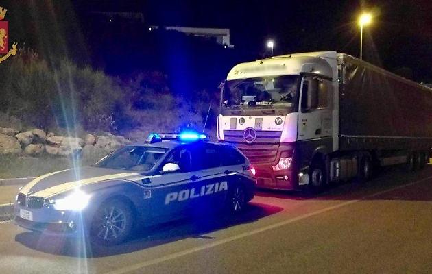 Polski kierowca tira zabity we Włoszech. Tragedia wydarzyła się podczas awantury na parkingu