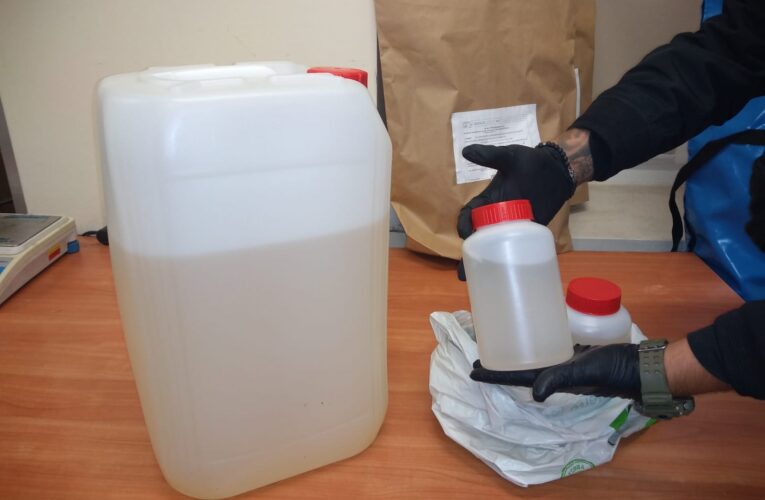 Warszawa: Handlowali środkami psychotropowymi. Zostali zatrzymani i usłyszeli zarzuty
