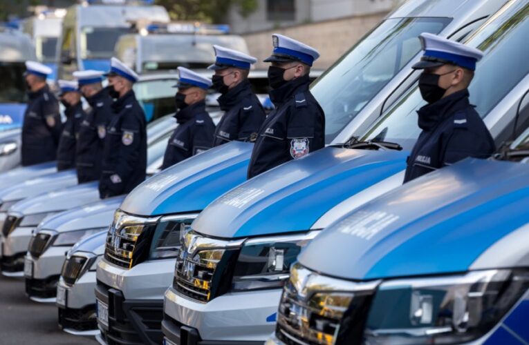 Nowy sprzęt dla policjantów z Garnizonu Stołecznego