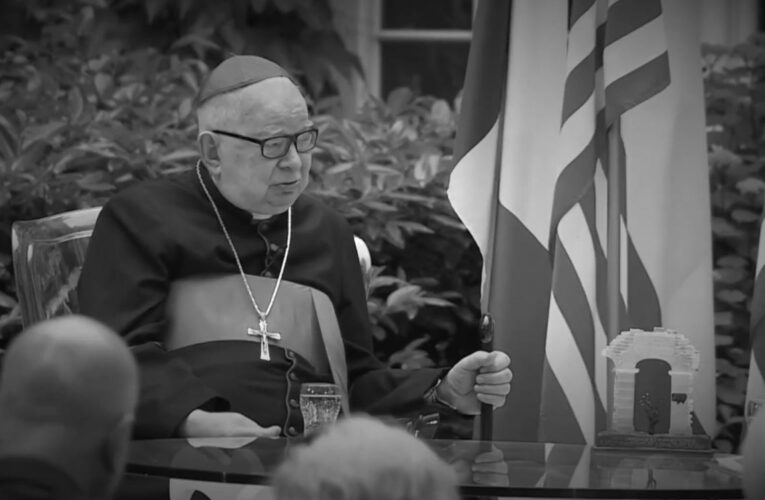 Kardynał Henryk Gulbinowicz nie jest już honorowym obywatelem Wrocławia