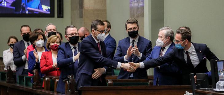 Sejm przyjął projekt ustawy gwarantujący Polsce 770 mld zł w ramach budżetu Unii Europejskiej